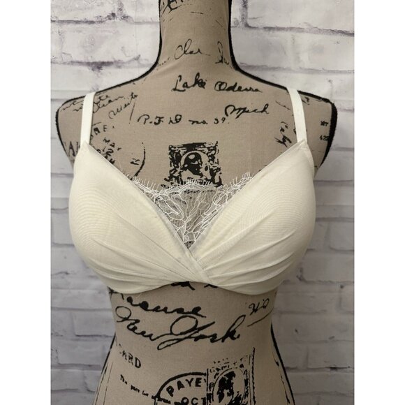 Wacoal Bra Size 34D Center Stage Camisole Ivory Underwire Cup Style‎ 859176 - Picture 1 of 11